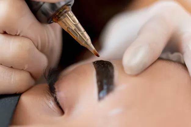 Permanent makeup brow procedure